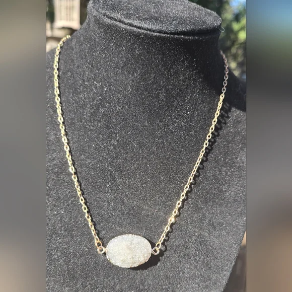 Quartz gray natural drutzy Gold plated Necklace  16" adjustable - Picture 4 of 9